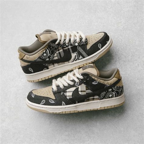 nike sb dunk travis scott replica|travis scott dunk low price.